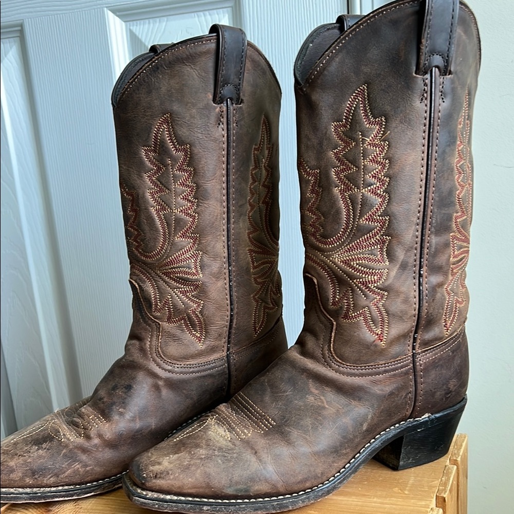 Brown Leather Cowboy Boots (8)